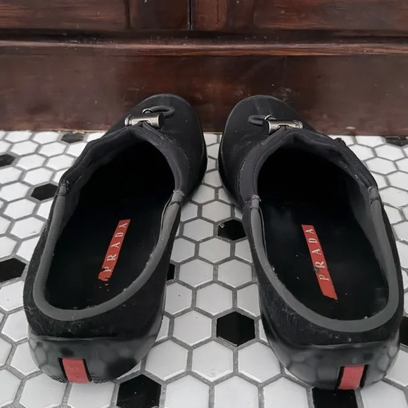 Authentic Prada Y2K Black Wool Rubber Flat Slip On Clogs - Size 7.5 - Picture 8 of 14